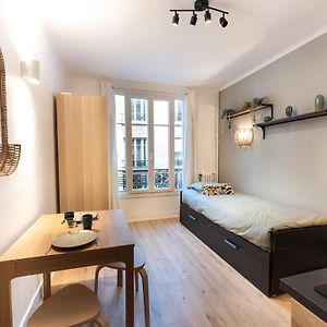 Studio met een King Size Bed